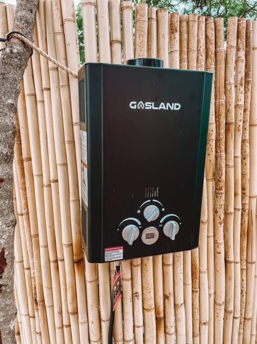 Cute Off Grid Glampsite With Wifi- 5 Min From Haleiwa Town Hotel Exterior foto
