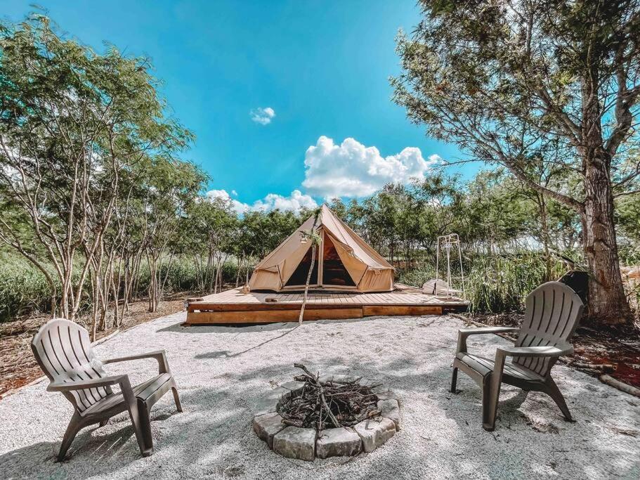 Cute Off Grid Glampsite With Wifi- 5 Min From Haleiwa Town Hotel Exterior foto